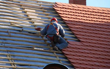 roof tiles Trims Green, Hertfordshire